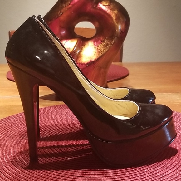 Christian Louboutin Shoes - Christian Louboutin Bianca patent heels. S…